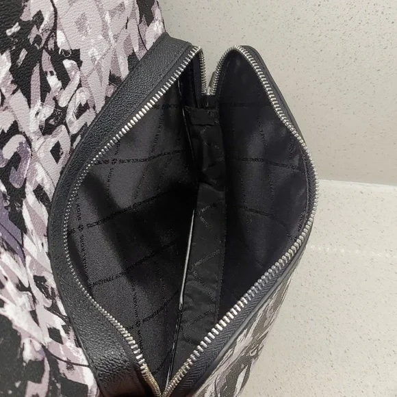 Mens MICHAEL KORS Large leather backpack